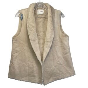 Velvet by Graham & Spencer Faux Fur Vest S‎ Tan Beige Sherpa Cozy Winter Layer